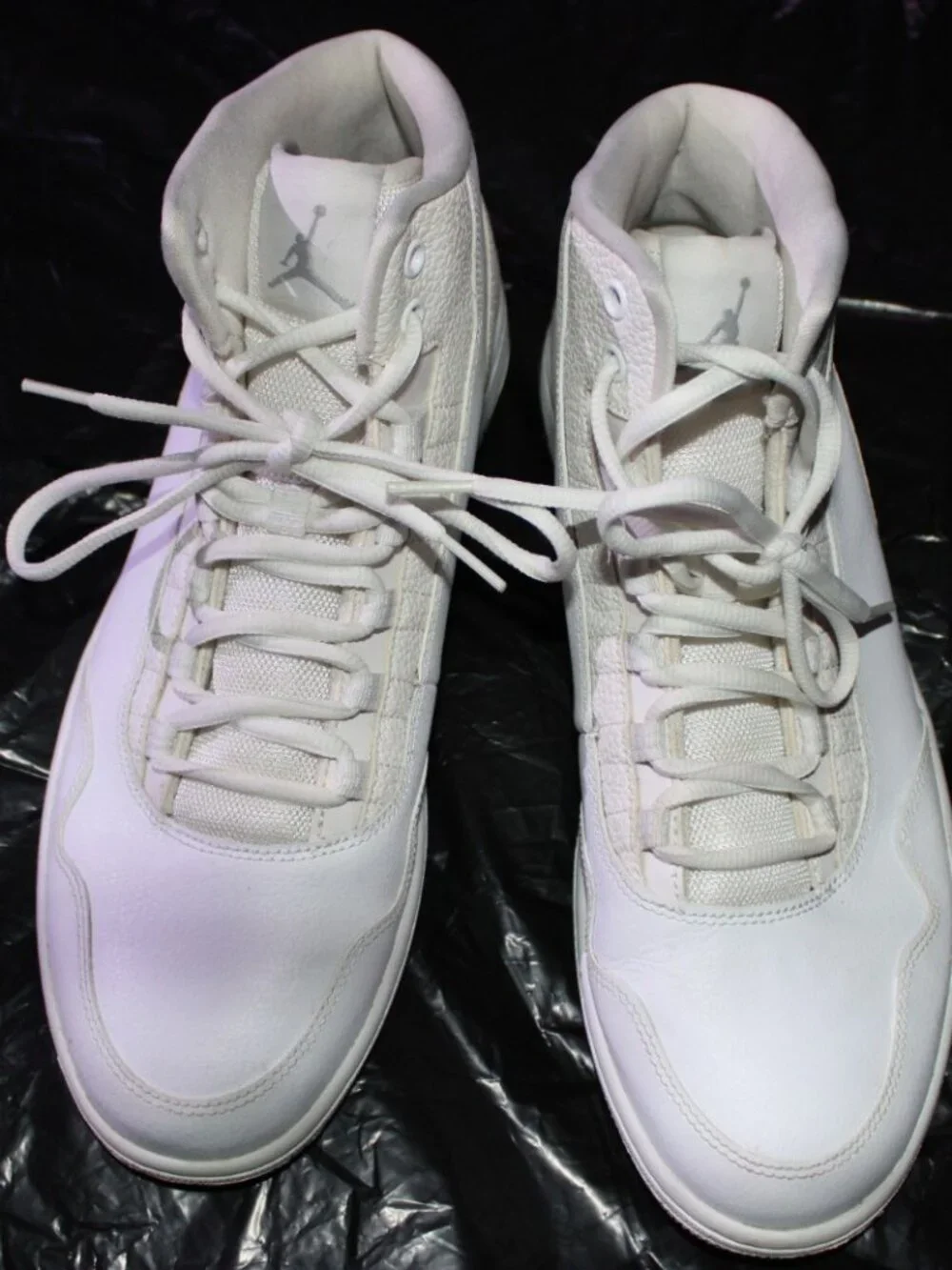 NIKE JORDAN EXECUTIVE Triple White Size 12 820240-100
